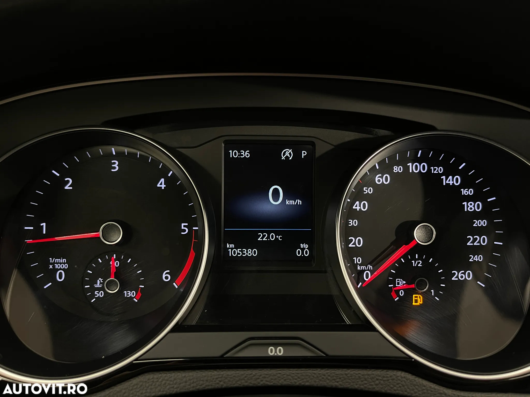 Volkswagen Passat 2.0 TDI DSG Highline - 27