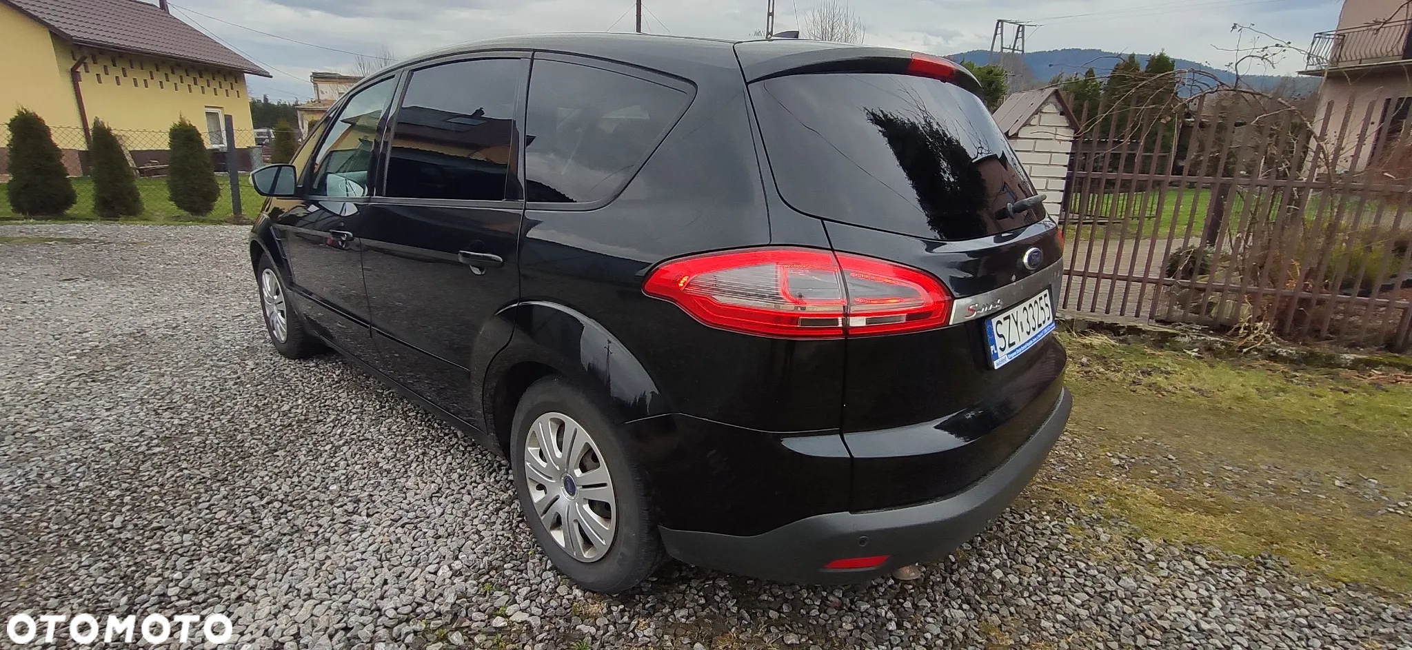 Ford S-Max - 13