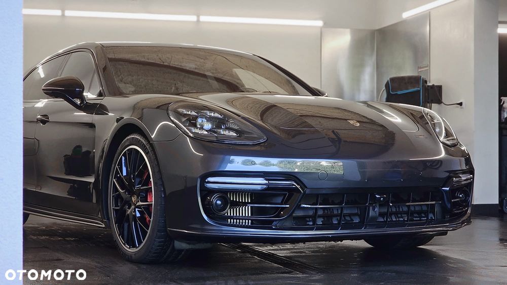 Porsche Panamera GTS GPF - 17