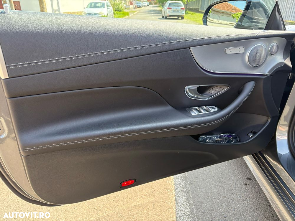 Mercedes-Benz E 220 d 4MATIC Coupe Aut. - 19