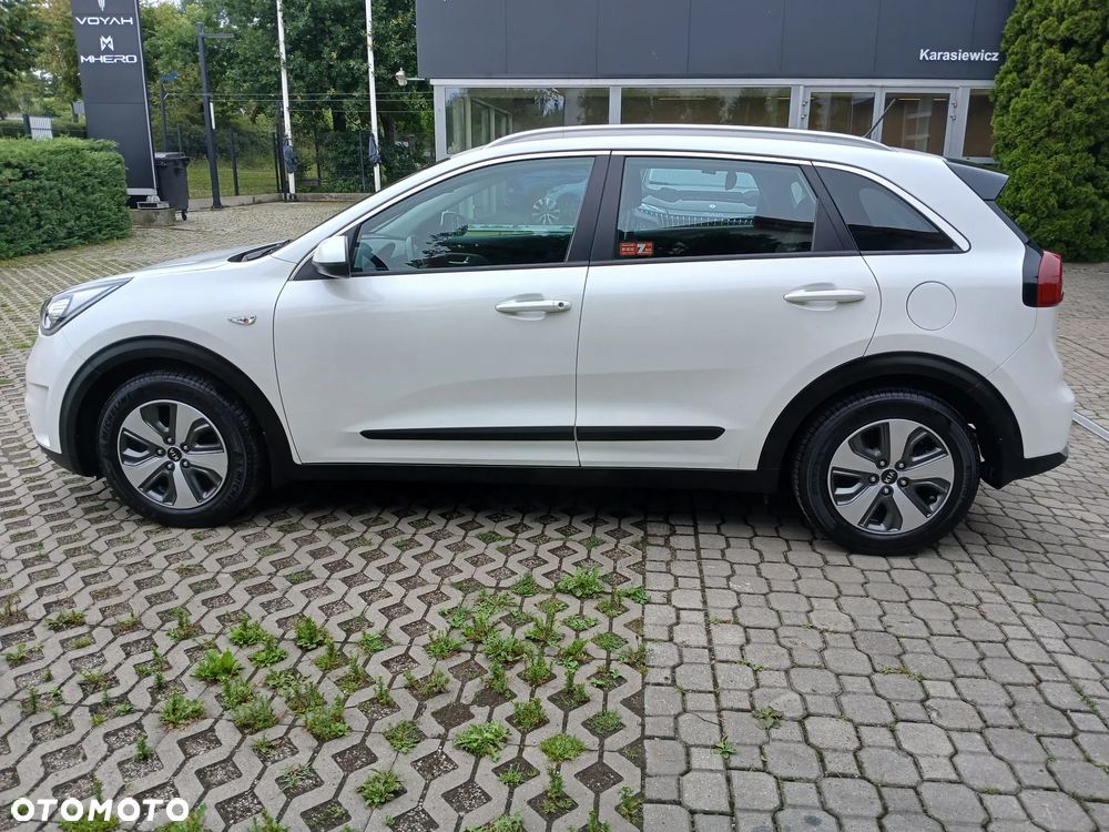 Kia Niro 1.6 GDI Hybrid M - 10