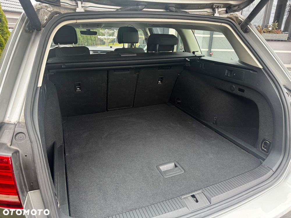 Volkswagen Passat Variant 2.0 TDI (BlueMotion Technology) Comfortline - 27