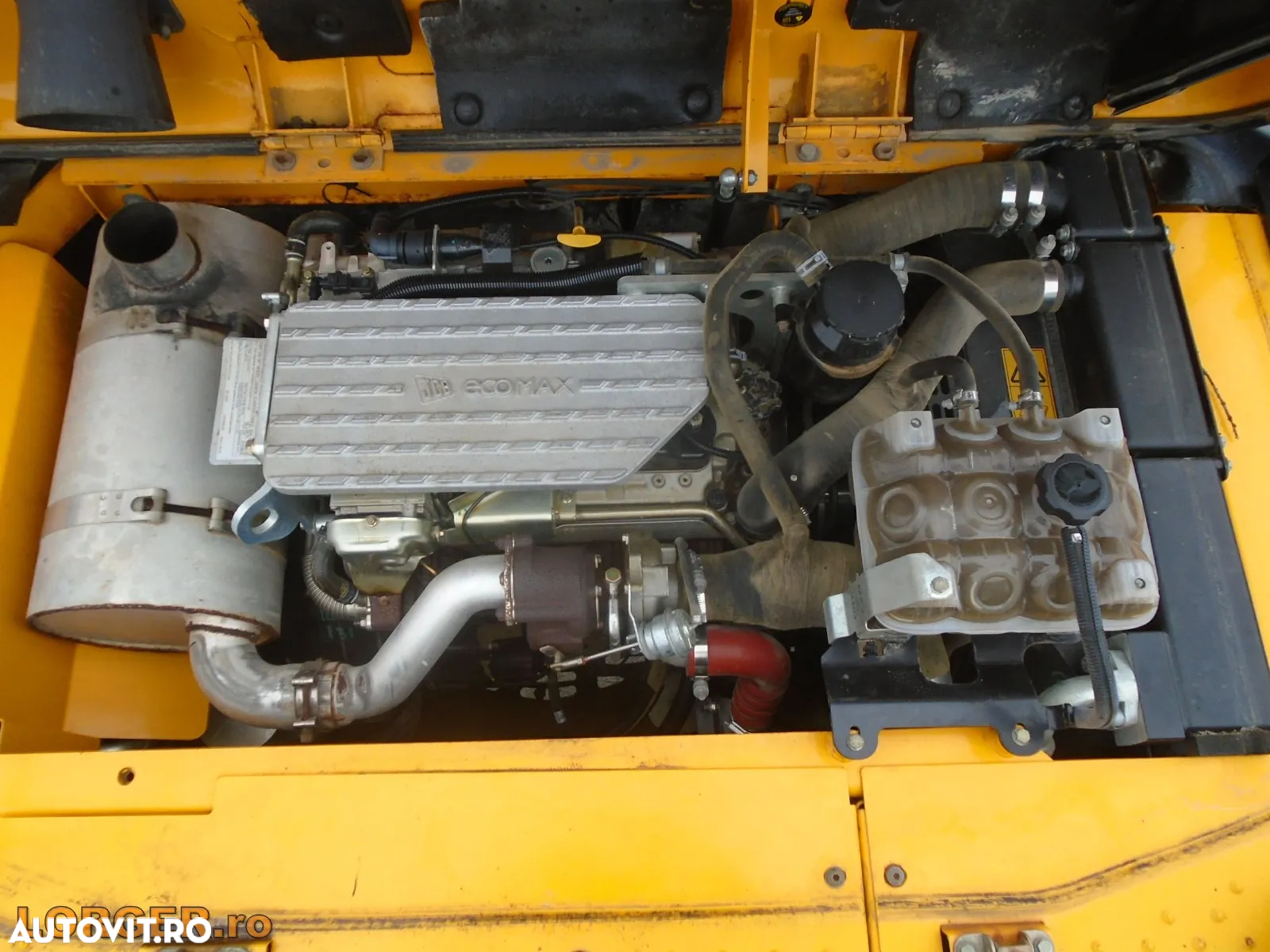 JCB JS 131 LC+ - 18