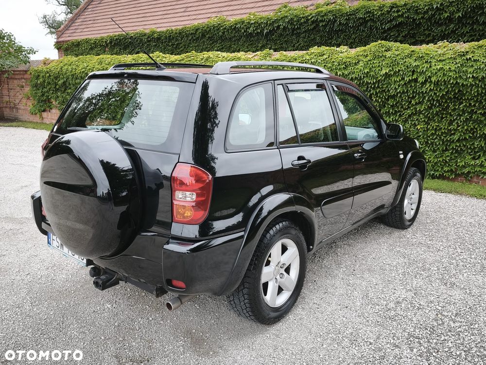 Toyota RAV4 2.0 VVT-i Sol - 4