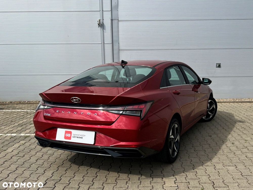 Hyundai Elantra 1.6 Smart - 10