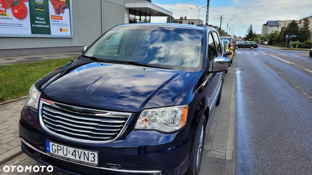 Chrysler Town & Country 3.6 Touring - 8