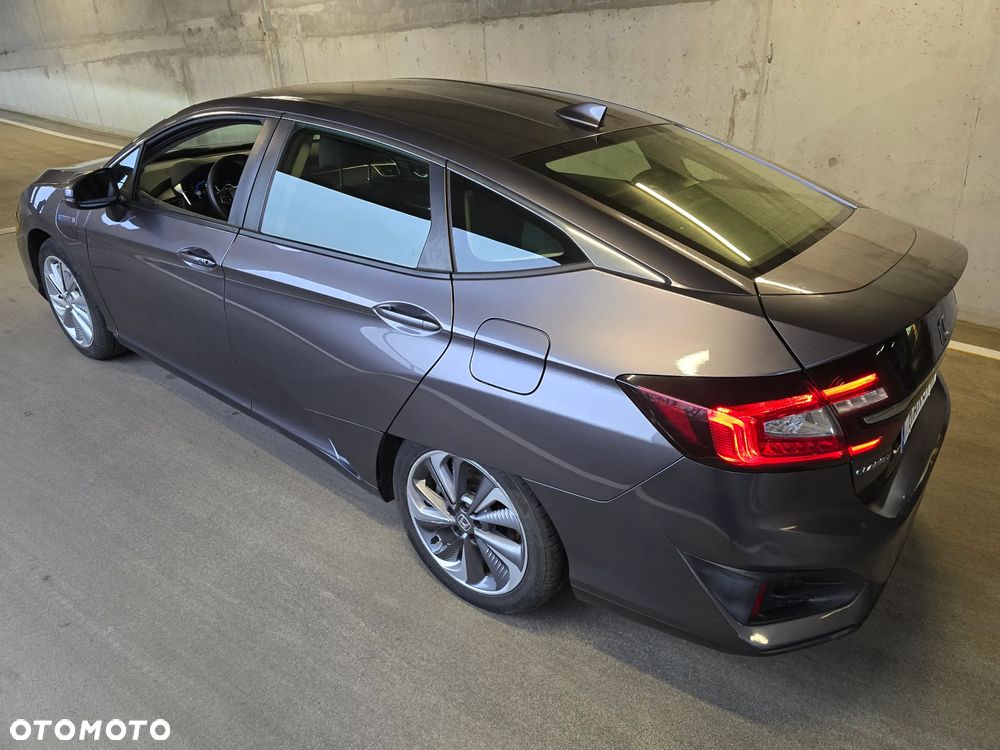 Honda Clarity - 9