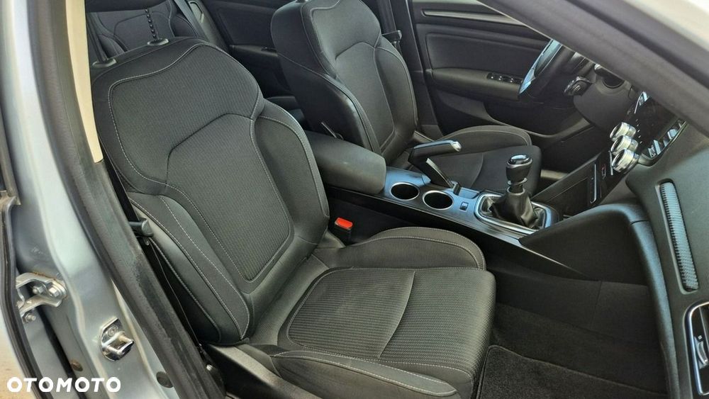 Renault Megane 1.5 Blue dCi Business - 9