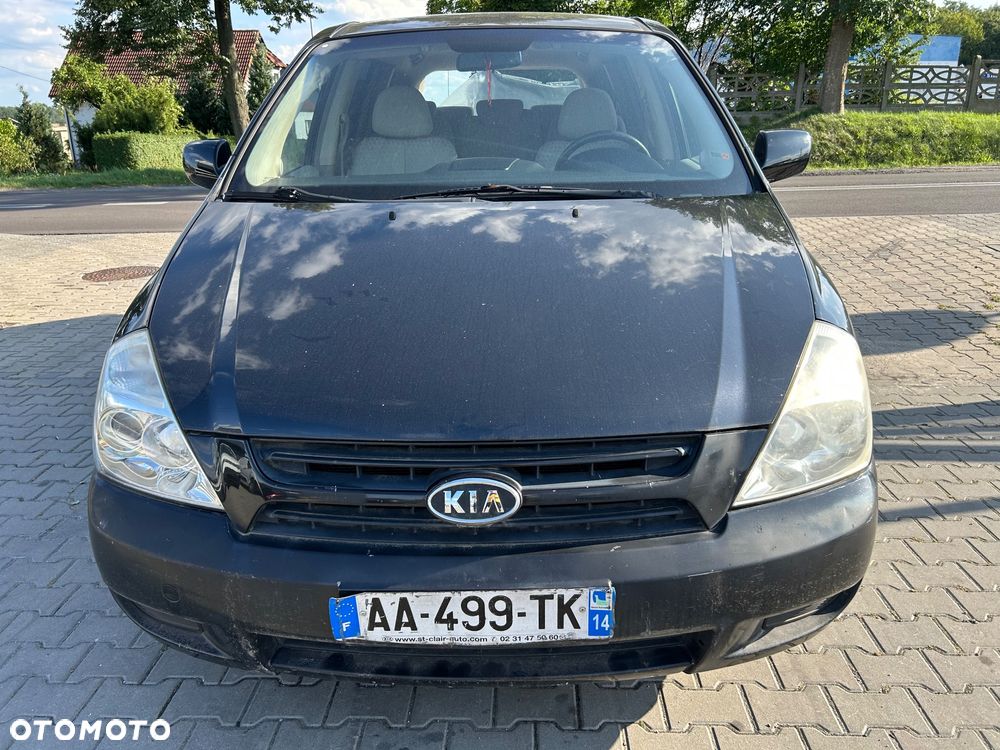 Kia Carnival - 37