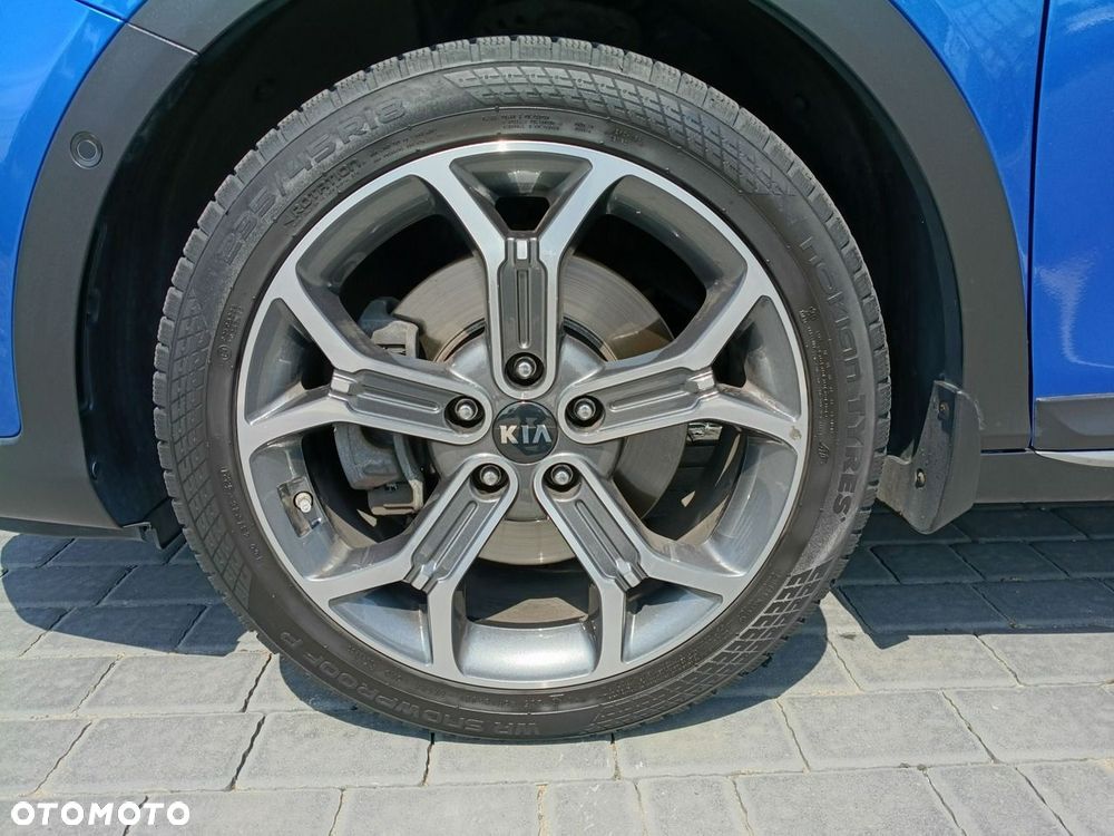 Kia XCeed - 18