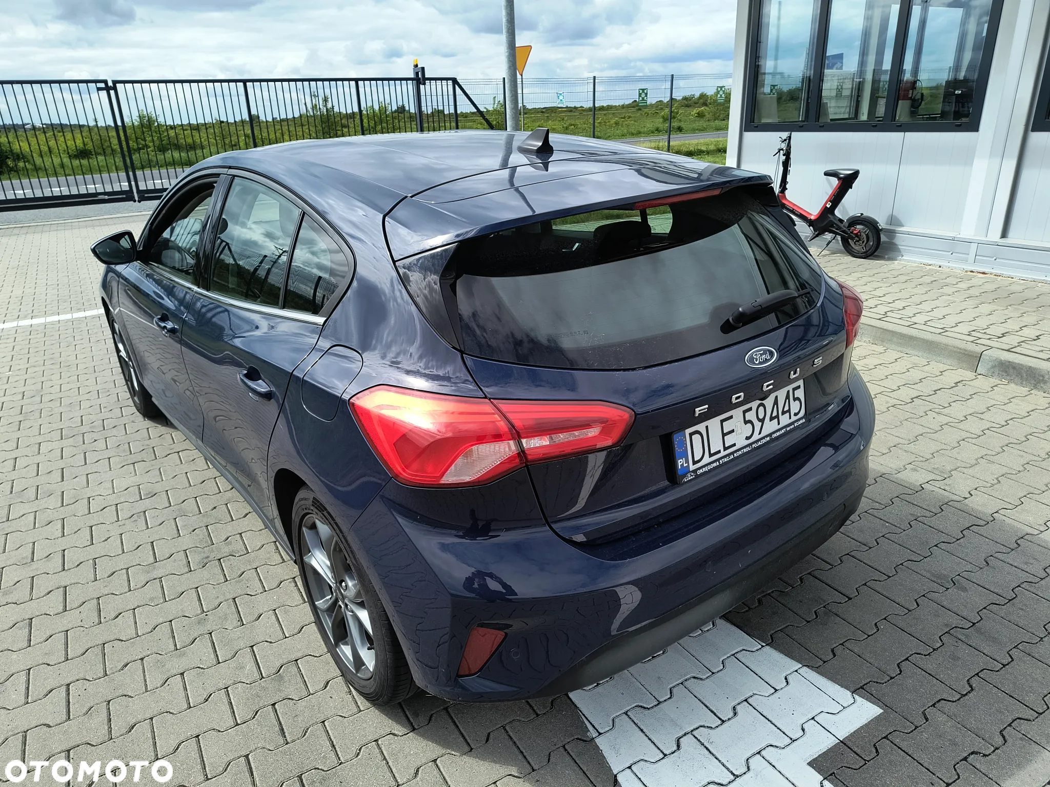 Ford Focus 1.5 EcoBlue Start-Stopp-System COOL&CONNECT - 2