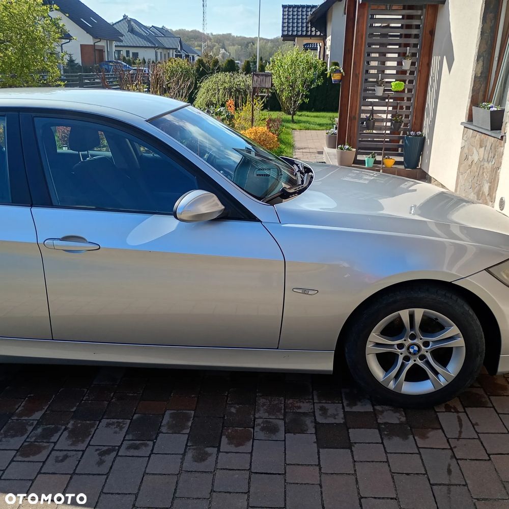 BMW Seria 3 318d - 6