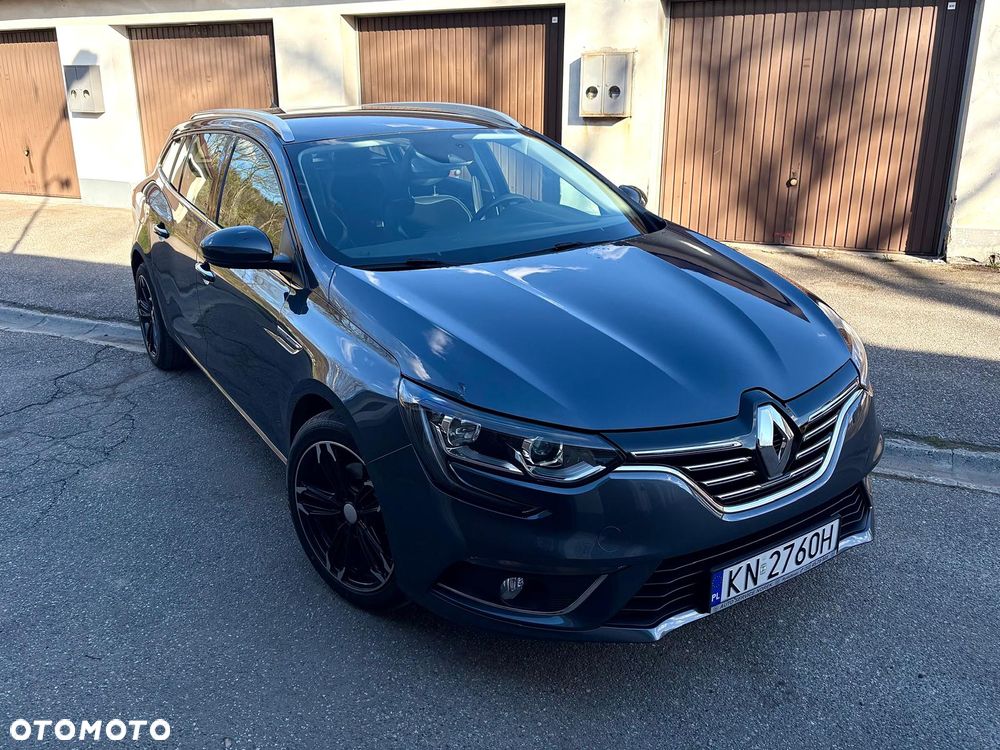 Renault Megane ENERGY TCe 130 Start & Stop Paris Business - 28