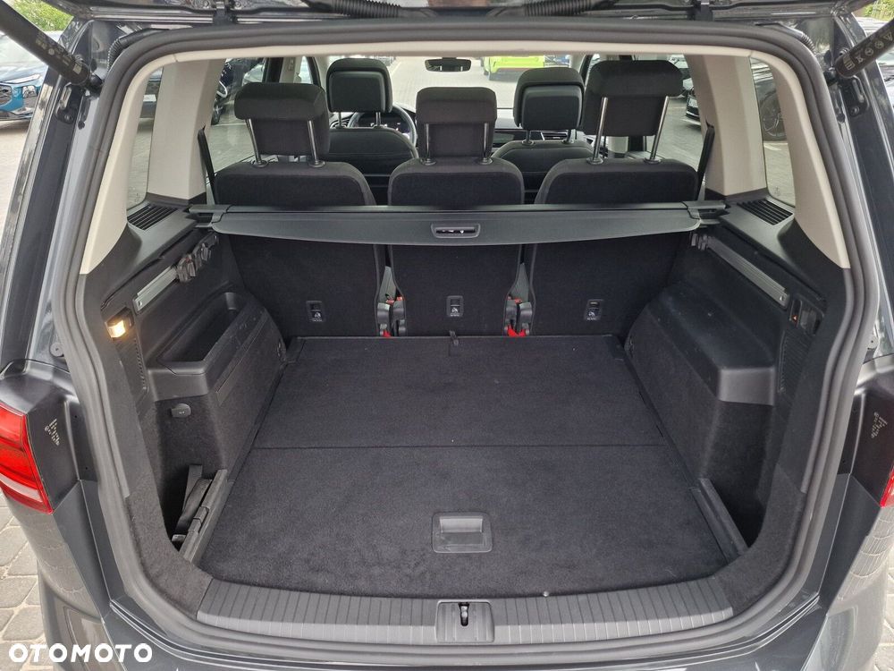 Volkswagen Touran 2.0 TDI BMT Comfortline DSG - 15