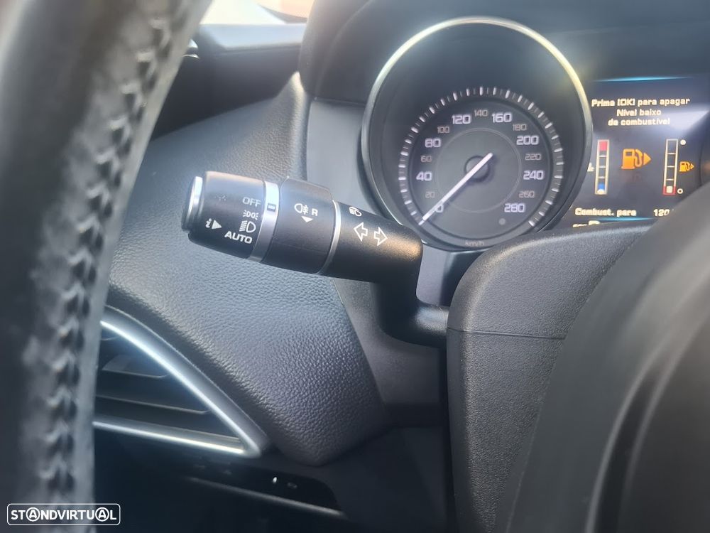 Jaguar XE 2.0 D Prestige Aut. - 23