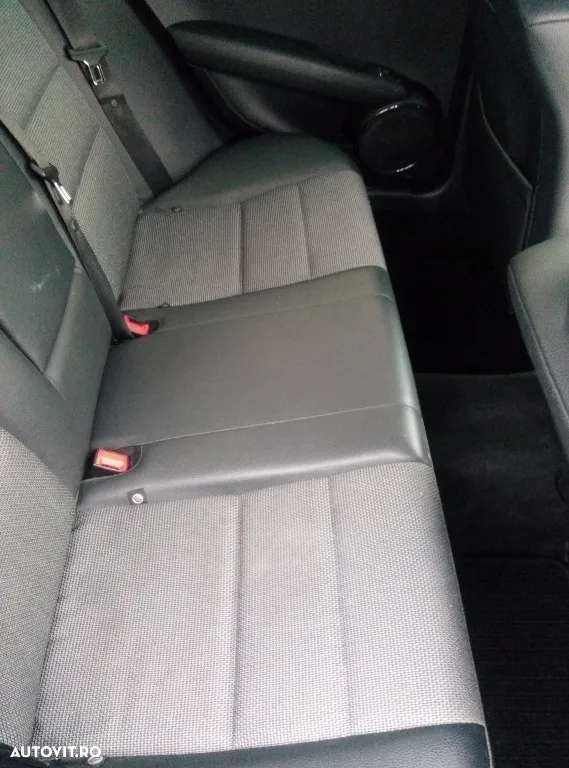 Interior Mercedes C-Class W204 - 4