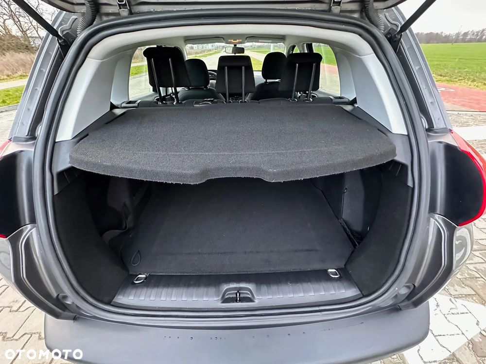 Peugeot 2008 - 15