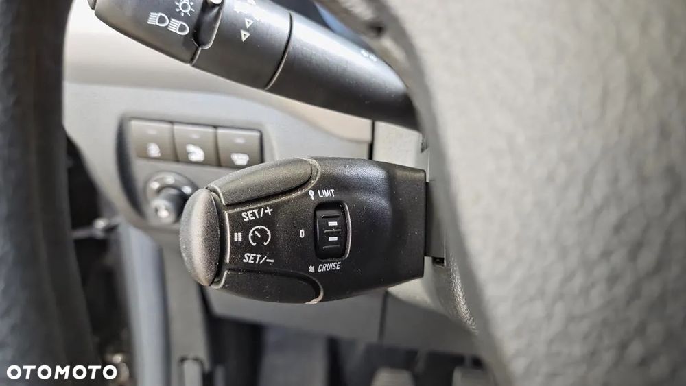 Peugeot Partner Tepee BlueHDi 100 Stop&Start Allure - 32