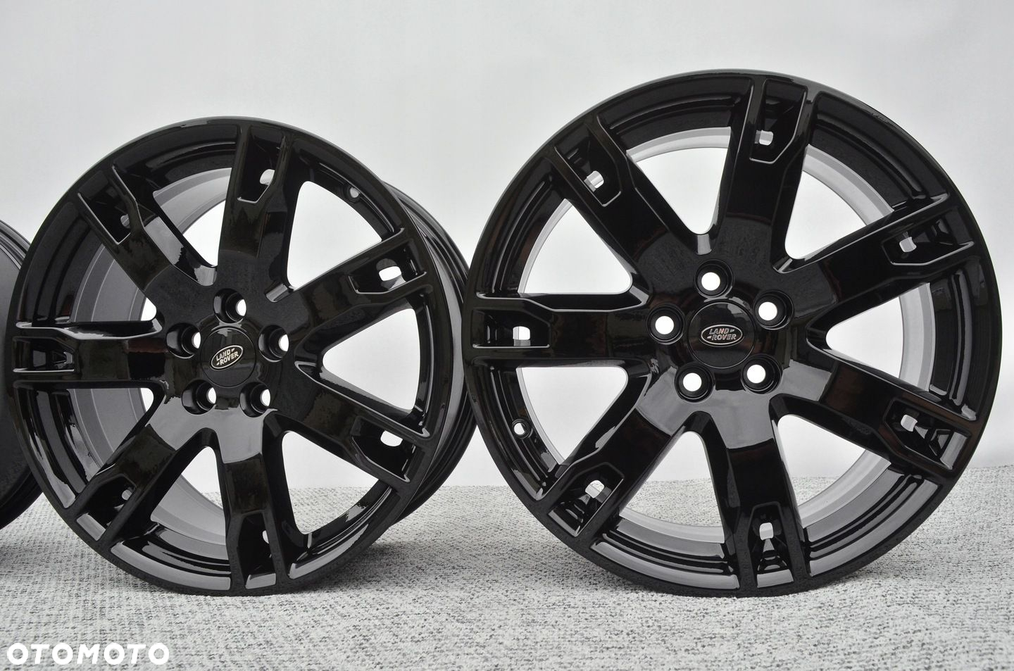 Felgi 8x18 5x108 Land Rover Range Evoque Velar Freelander 2 Discovery Sport - 7
