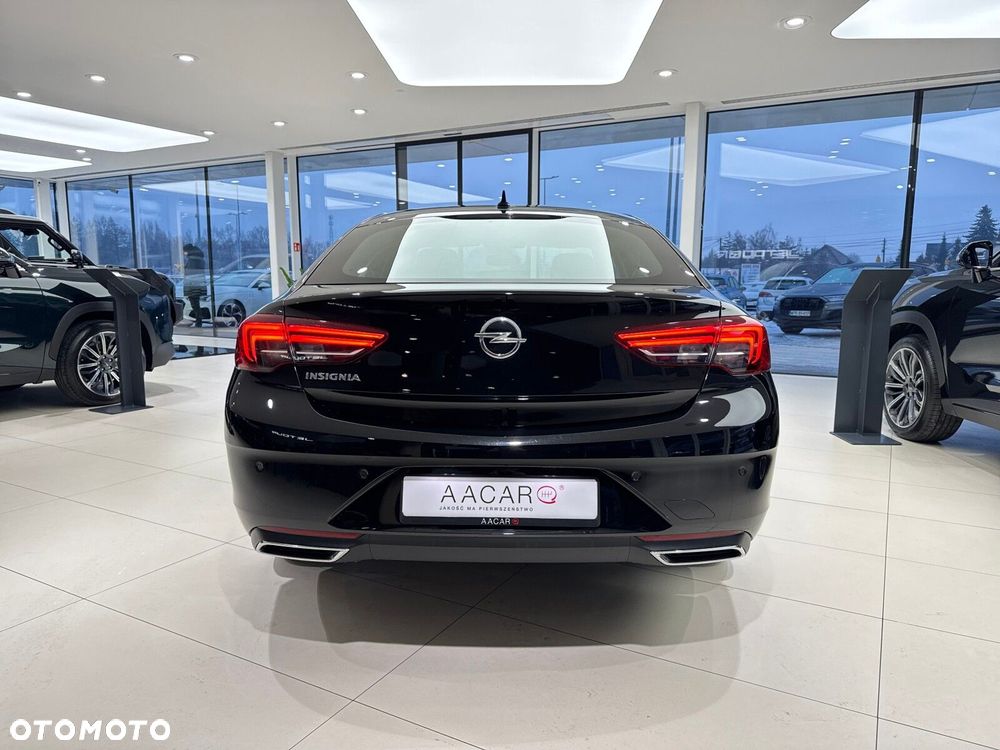 Opel Insignia - 4