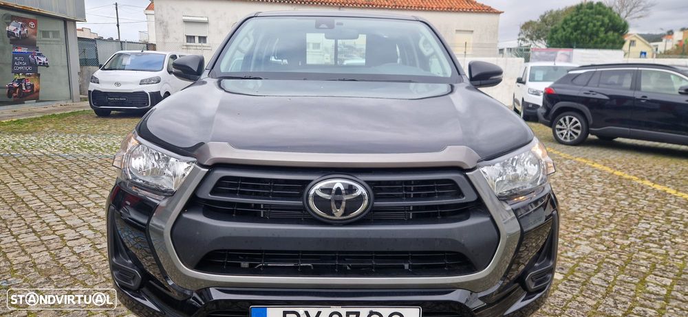 Toyota Hilux 2.4 D-4D 4WD CD CH Aut. - 2