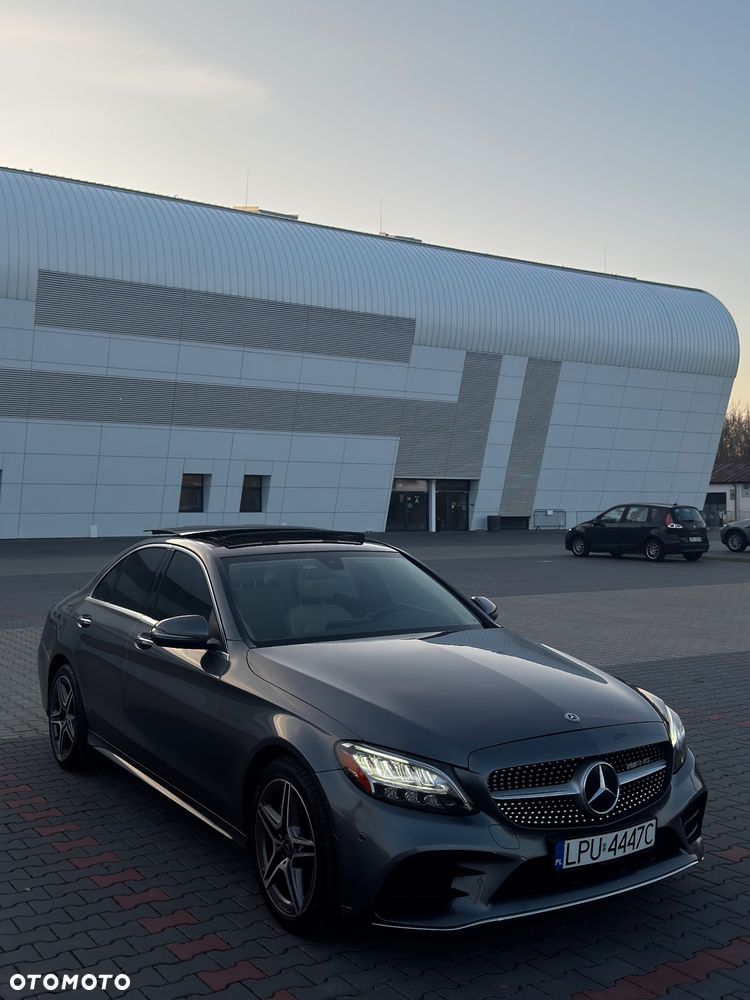Mercedes-Benz Klasa C 300 4Matic 9G-TRONIC AMG Line - 27