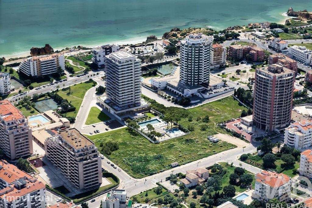 Apartamento T2 em Portimão de 87,00 m2 - Grande imagem: 2/21