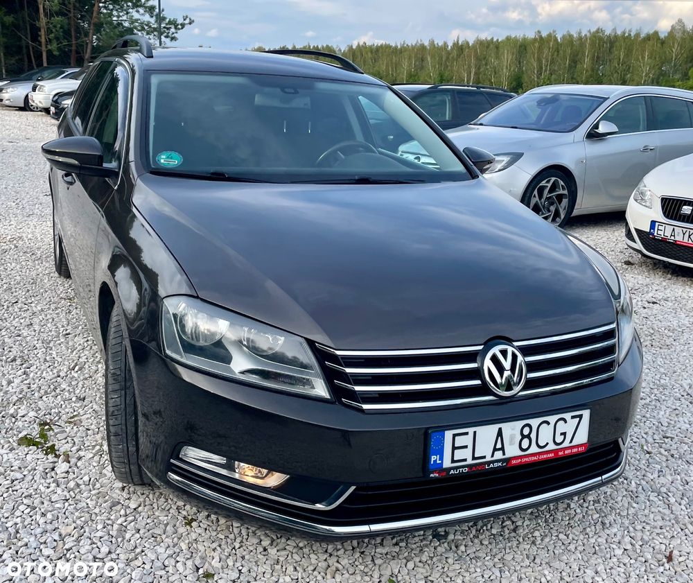 Volkswagen Passat Variant 2.0 Blue TDI DSG SCR Comfortline - 25