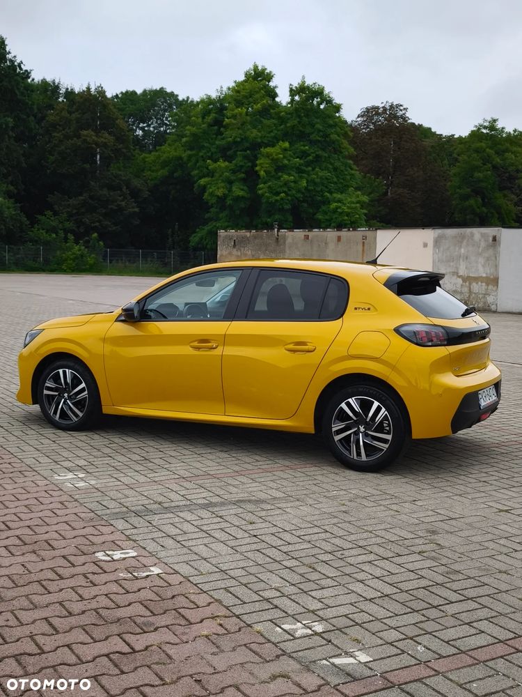 Peugeot 208 1.2 PureTech Style S&S - 10