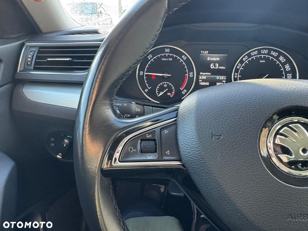 Skoda Superb 2.0 TDI Ambition - 11