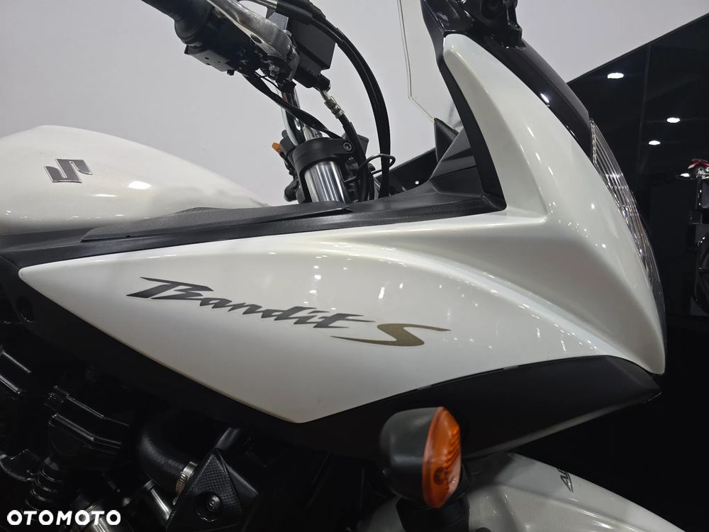 Suzuki Bandit - 21