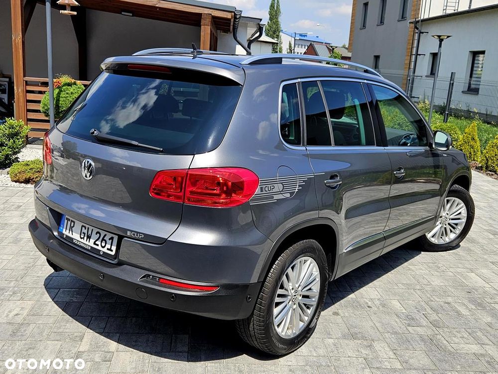 Volkswagen Tiguan 2.0 TDI DPF 4Motion BlueMotion Technology DSG Exclusive - 11