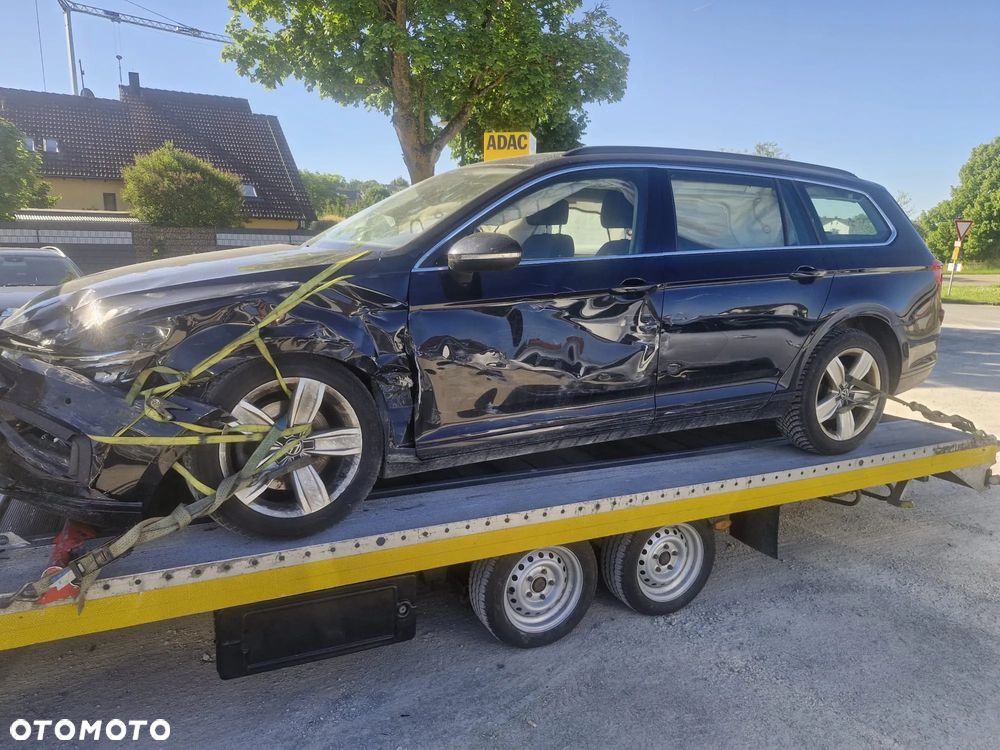 Volkswagen Passat 2.0 TDI SCR DSG Business - 9