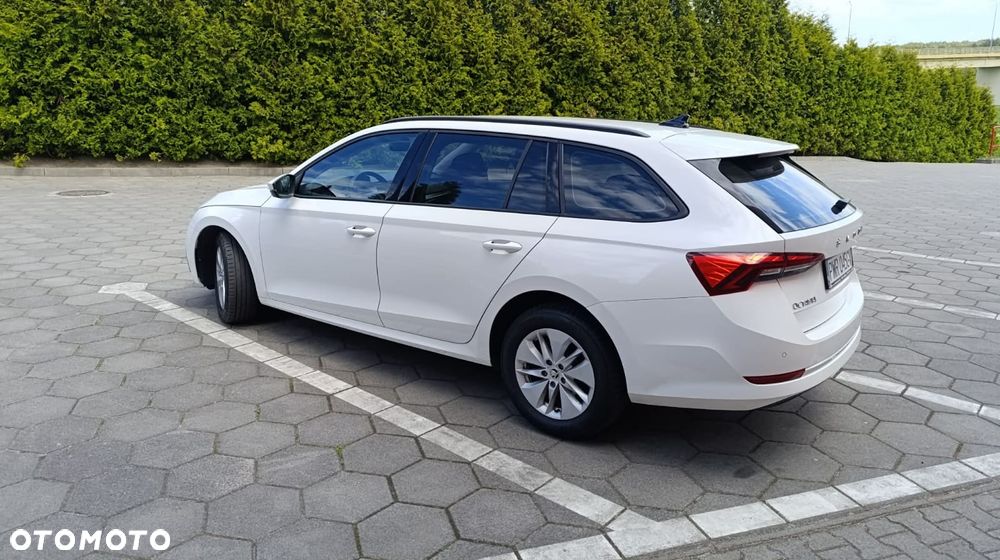 Skoda Octavia 2.0 TDI Edition - 7