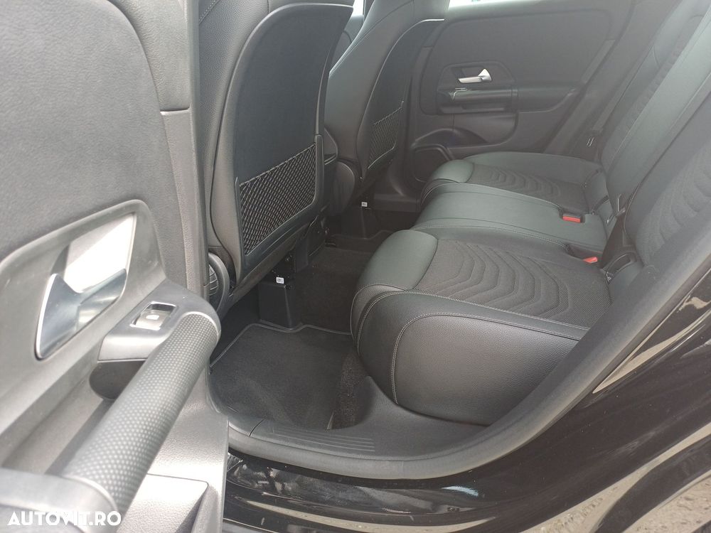 Mercedes-Benz GLA 200 d 4MATIC Aut. - 19