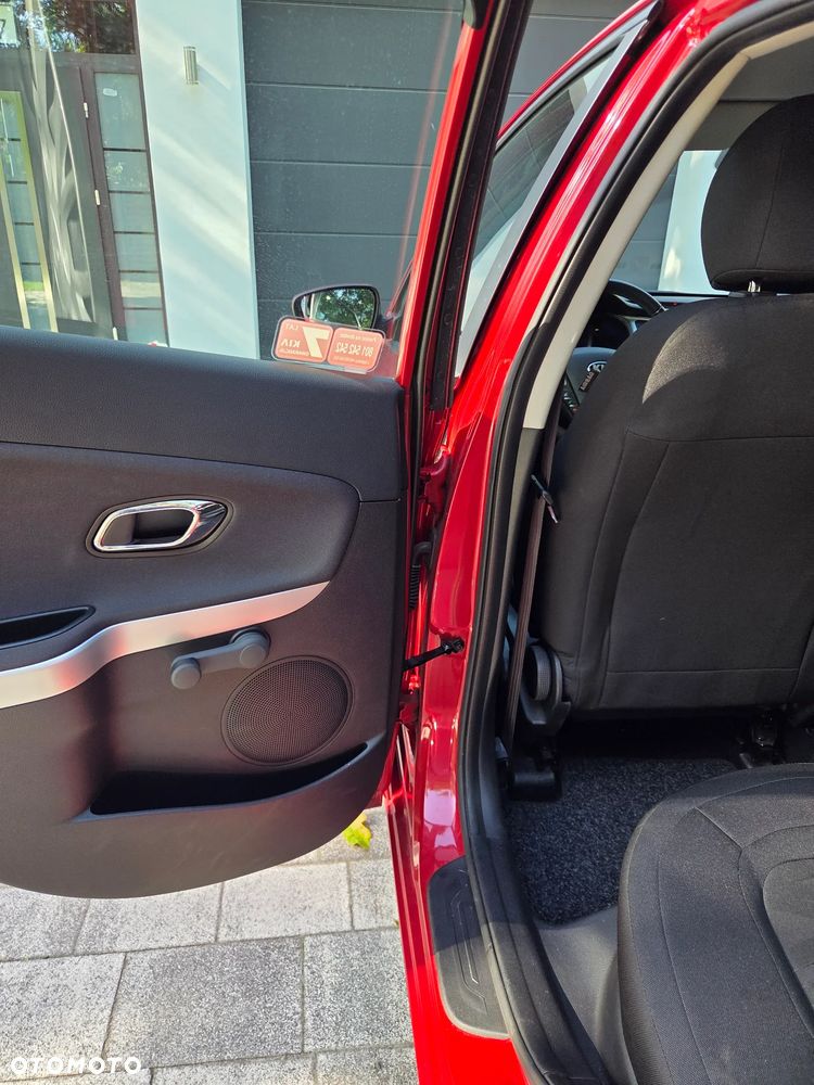 Kia Ceed 1.6 GDI L - 27