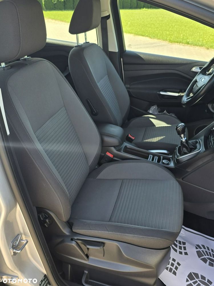 Ford C-MAX - 23