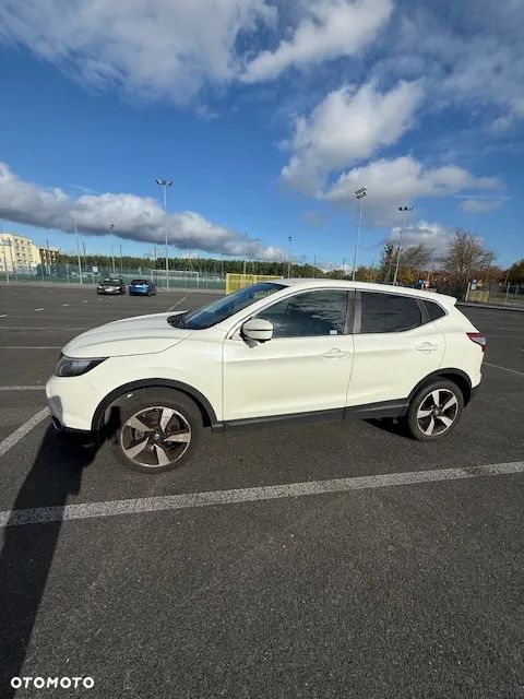 Nissan Qashqai 1.2 DIG-T N-Connecta EU6 - 4
