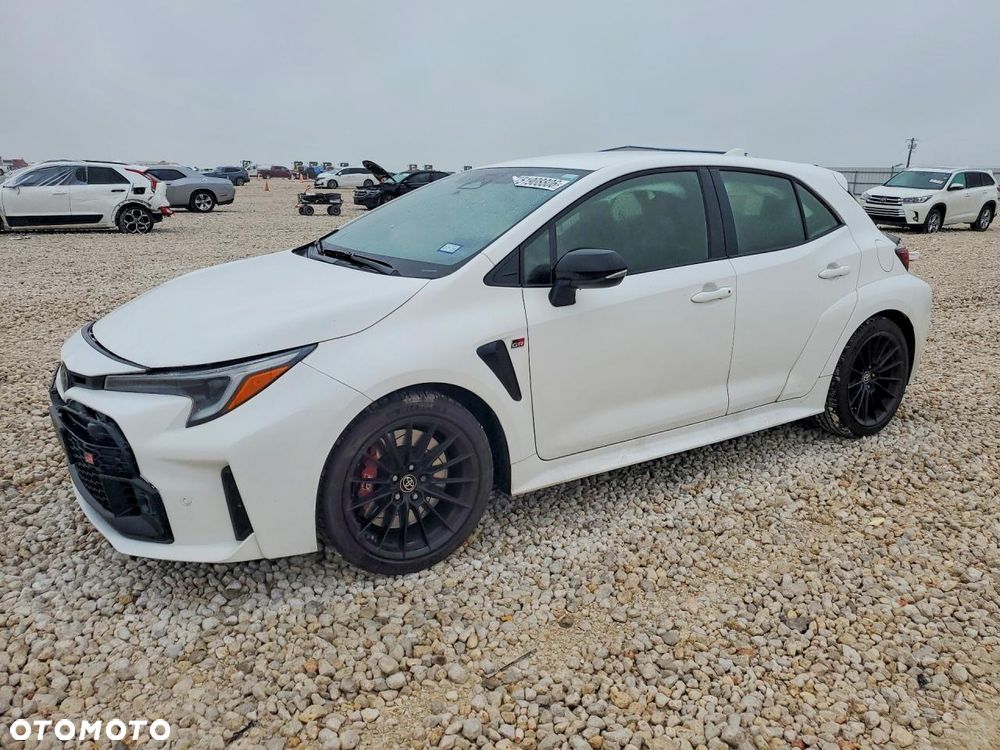 Toyota GR Corolla - 1