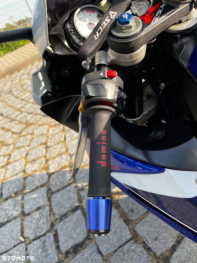 Suzuki GSX-R - 17