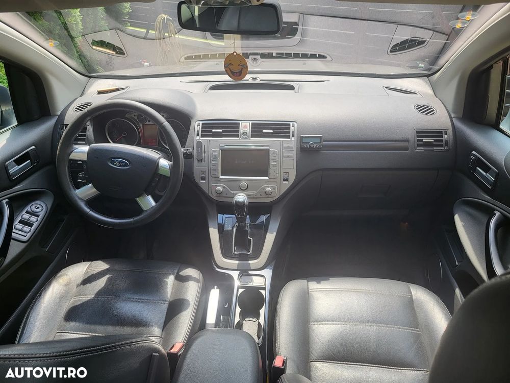 Ford Kuga - 21