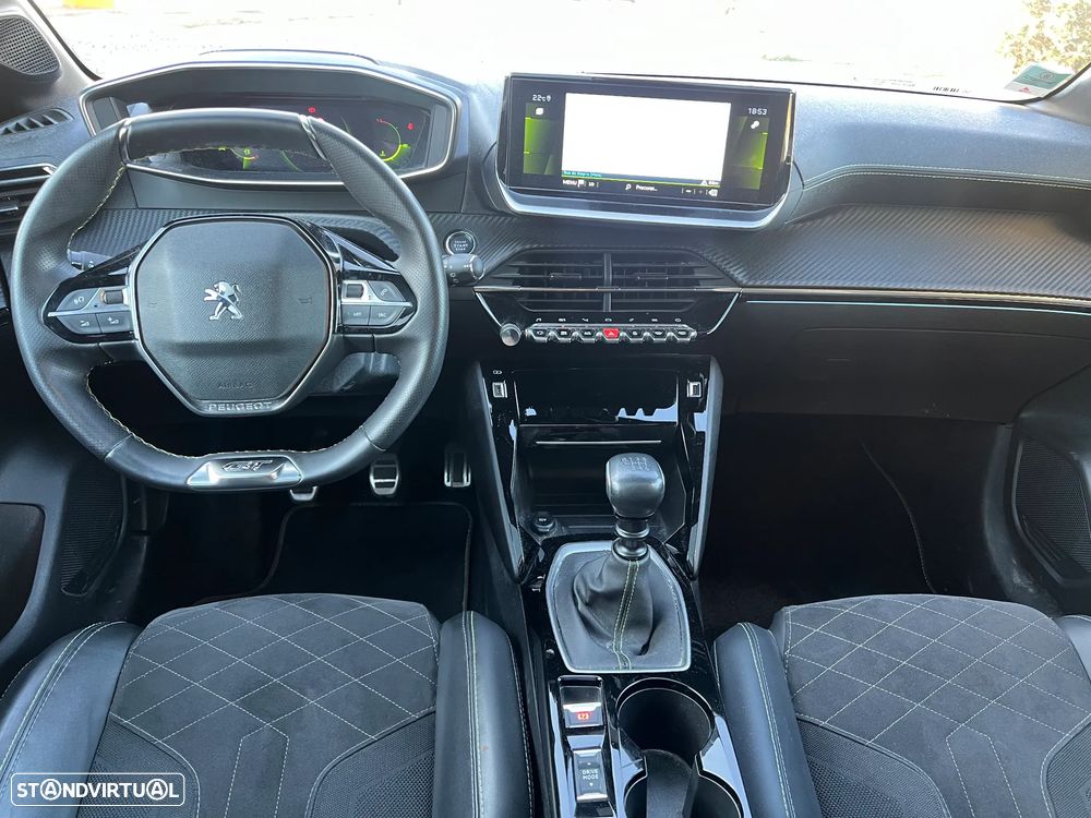 Peugeot 208 PureTech 100 GT - 4