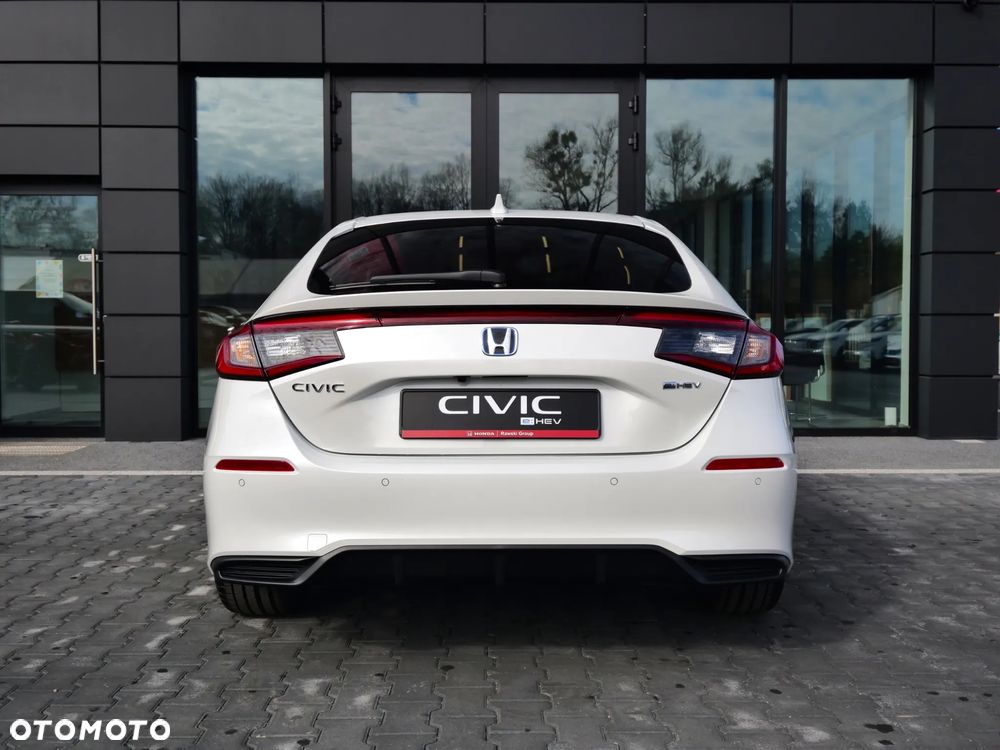 Honda Civic 2.0 i-MMD Sport CVT - 23