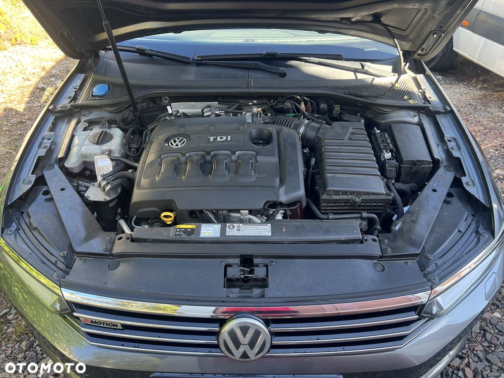 Volkswagen Passat - 7
