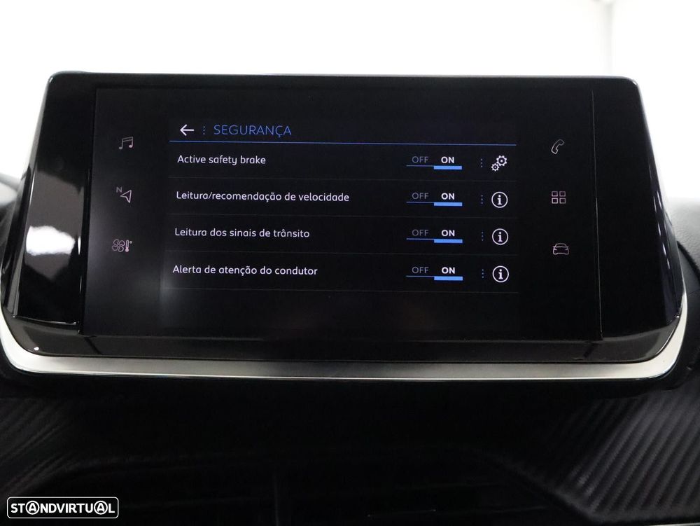 Peugeot 208 1.2 PureTech Allure EAT8 - 21