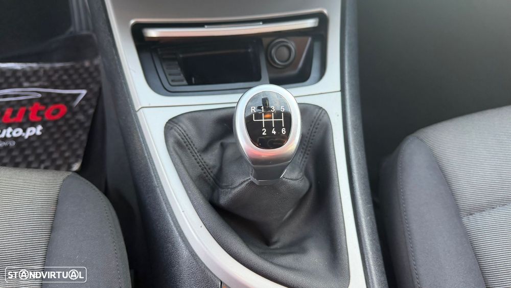 BMW 120 d Sport - 29