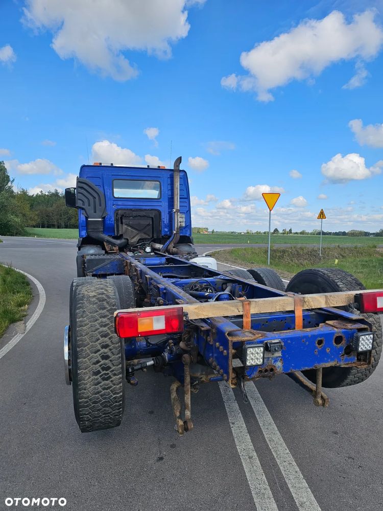Volvo FM 9 , 6X2 , 300KM , - 15