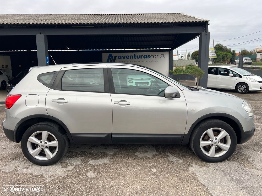 Nissan Qashqai 2.0 dCi Tekna PI FPD - 2