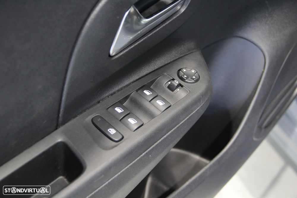 Opel Corsa 1.2 Edition - 6