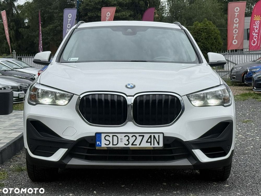 BMW X1 sDrive18i GPF xLine - 4